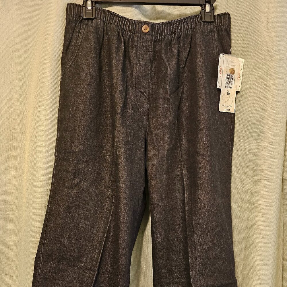 ALIA Woman's Capris